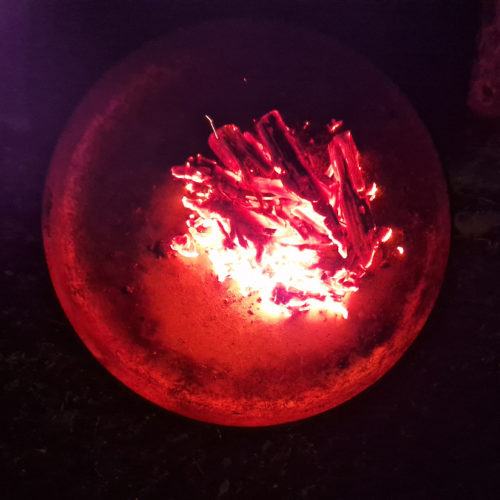 “Sui Tuoi passi” una chiamata che arde…